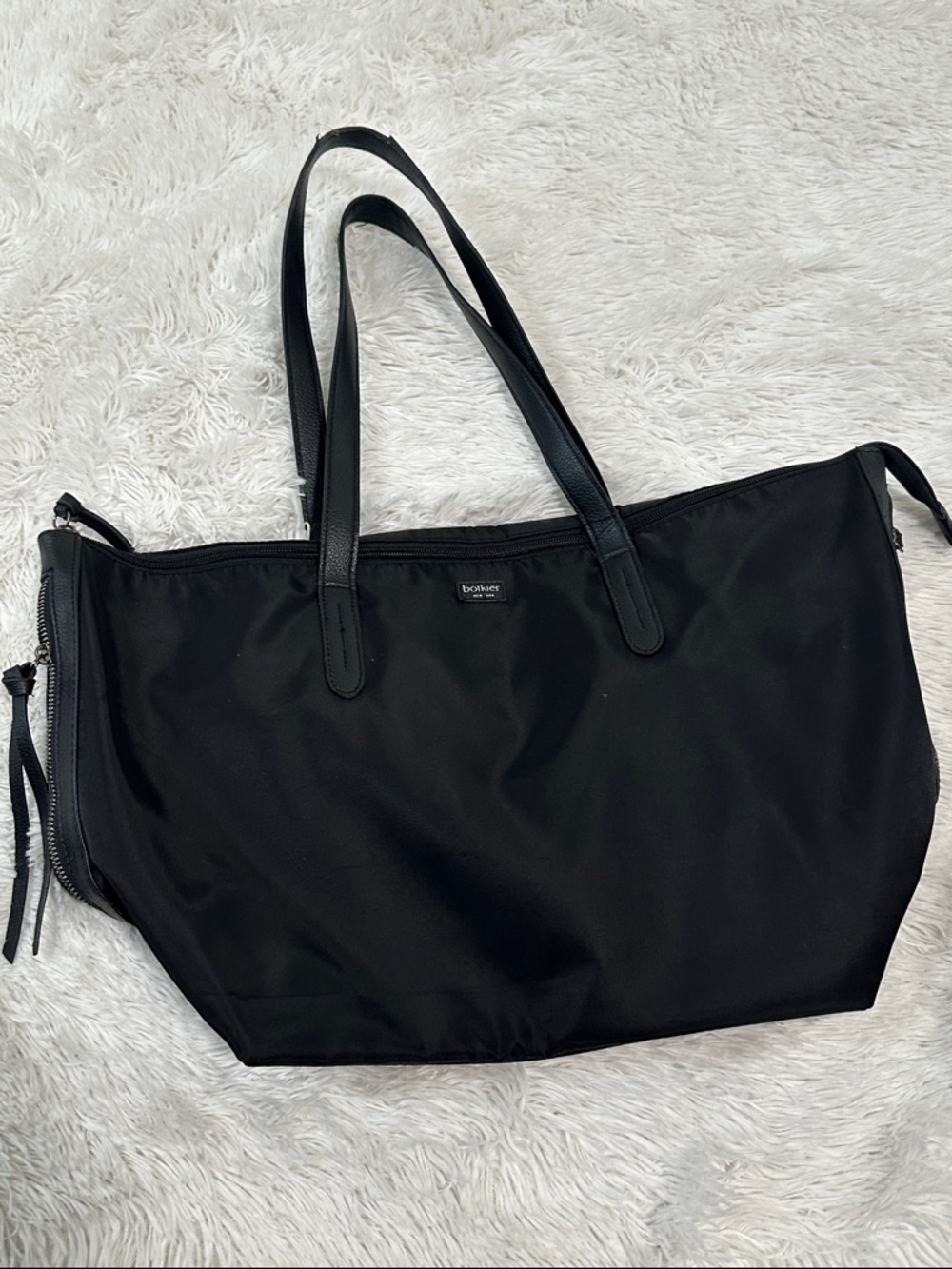 🎡 Botkier Tote Bag